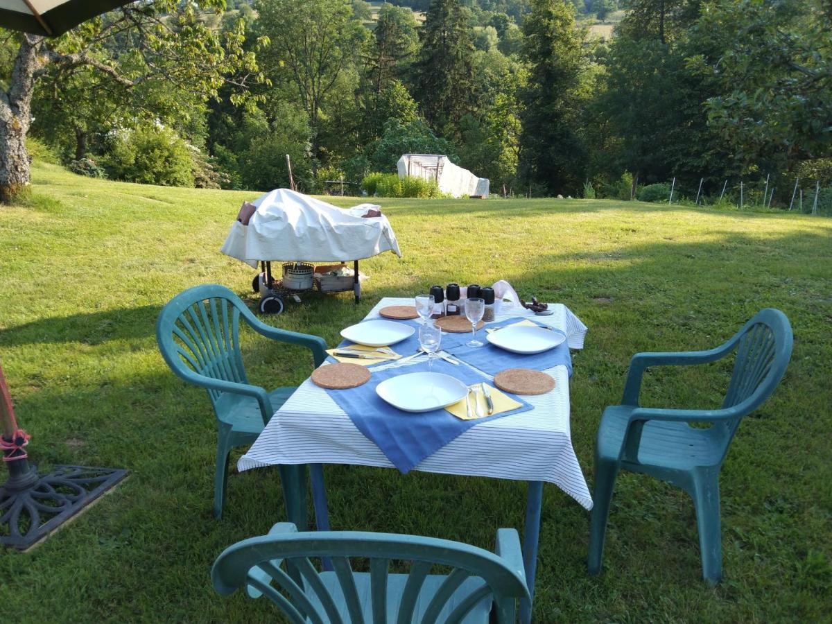 Chalet Le *